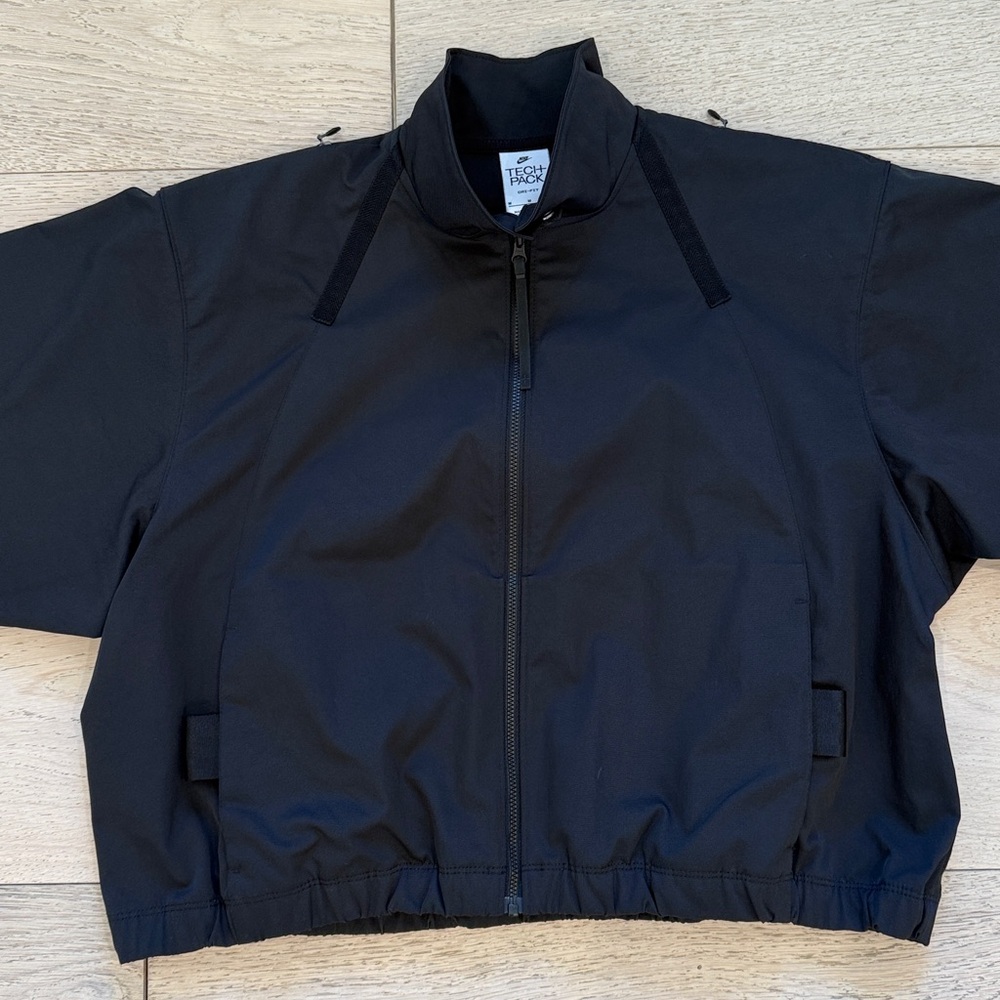 Nike Sportswear Women’s Tech Pack Dri-Fit Jacket in Black Size Medium